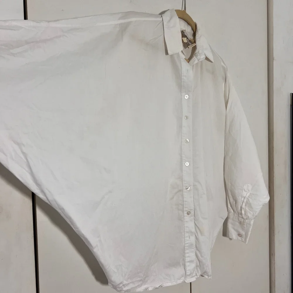 Elizabeth and James Shirt Size‎ XS White Batwing Button up Minimalist Capsule